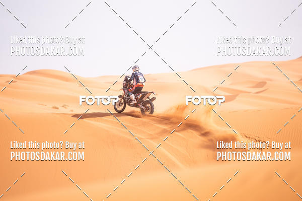 Buy your photos of the eventMerzouga 2019 on Fotop