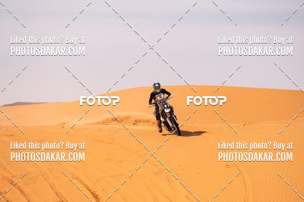 Buy your photos of the eventMerzouga 2019 on Fotop