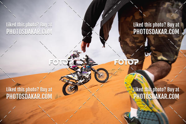 Buy your photos of the eventMerzouga 2019 on Fotop