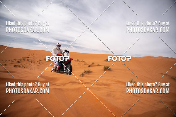 Buy your photos of the eventMerzouga 2019 on Fotop
