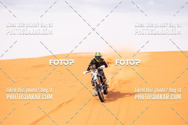 Buy your photos of the eventMerzouga 2019 on Fotop