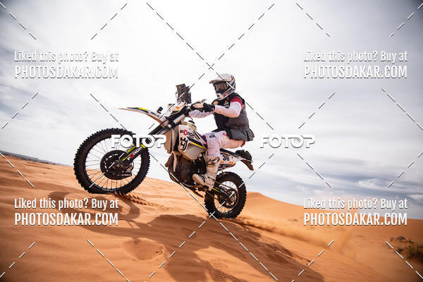 Buy your photos of the eventMerzouga 2019 on Fotop