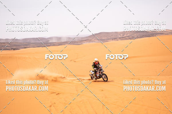 Buy your photos of the eventMerzouga 2019 on Fotop