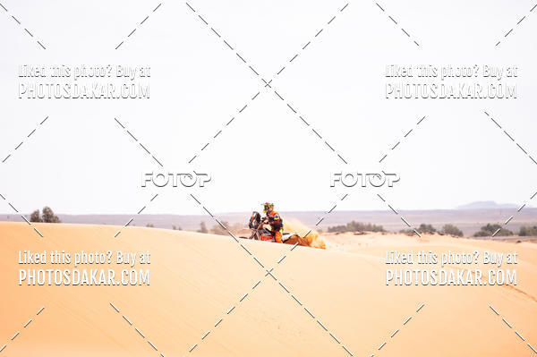 Buy your photos of the eventMerzouga 2019 on Fotop