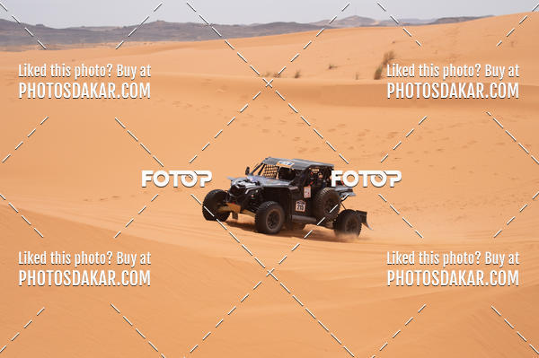 Buy your photos of the eventMerzouga 2019 on Fotop