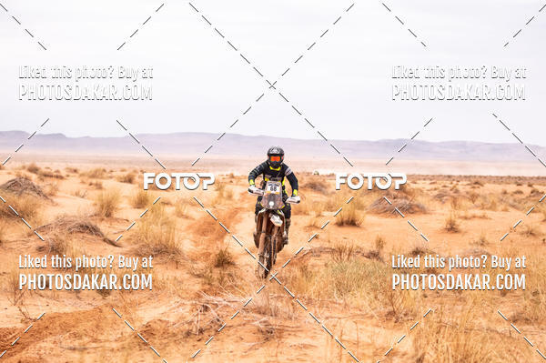 Buy your photos of the eventMerzouga 2019 on Fotop
