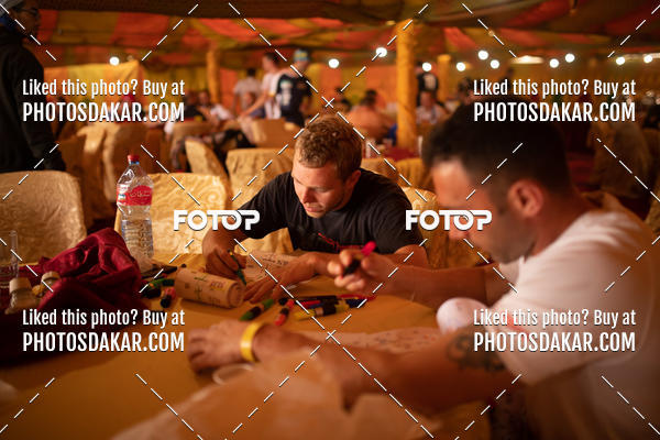 Buy your photos of the eventMerzouga 2019 on Fotop