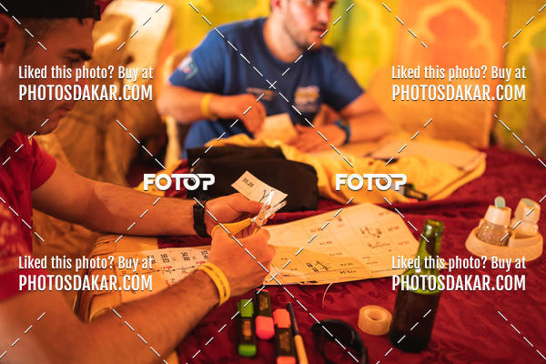 Buy your photos of the eventMerzouga 2019 on Fotop