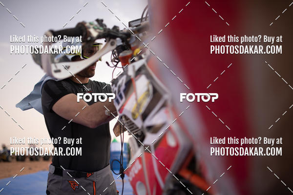 Buy your photos of the eventMerzouga 2019 on Fotop