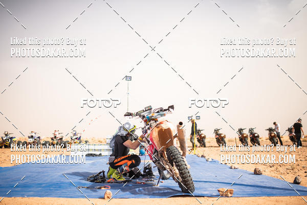 Buy your photos of the eventMerzouga 2019 on Fotop