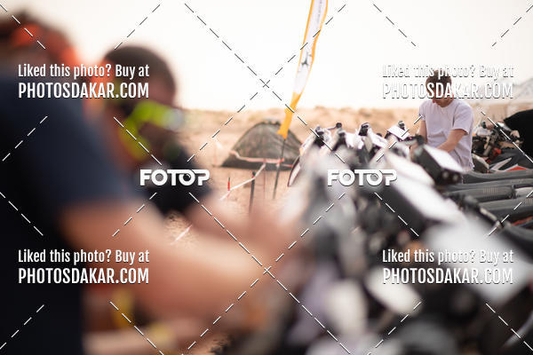 Buy your photos of the eventMerzouga 2019 on Fotop