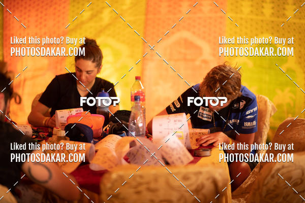 Buy your photos of the eventMerzouga 2019 on Fotop