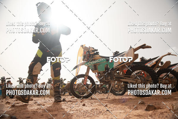 Buy your photos of the eventMerzouga 2019 on Fotop