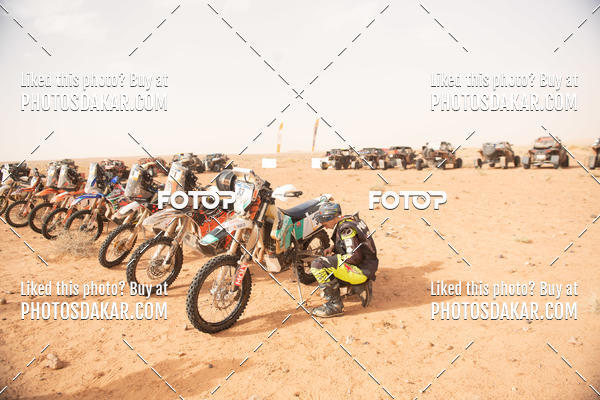 Buy your photos of the eventMerzouga 2019 on Fotop