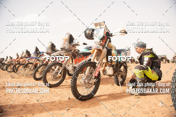 Buy your photos of the eventMerzouga 2019 on Fotop