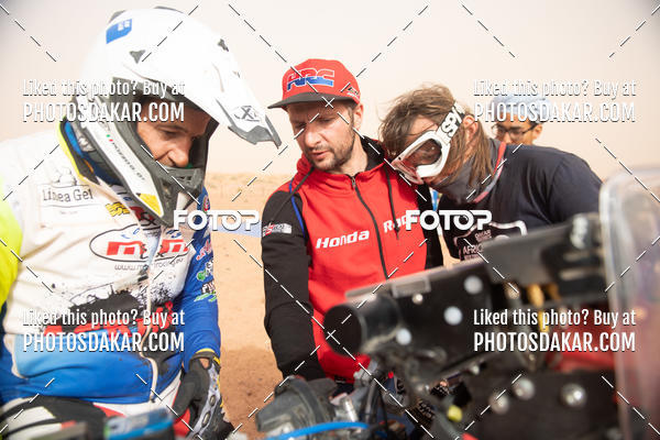 Buy your photos of the eventMerzouga 2019 on Fotop