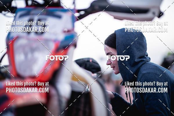 Buy your photos of the eventMerzouga 2019 on Fotop