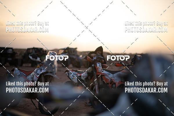 Buy your photos of the eventMerzouga 2019 on Fotop