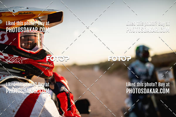 Buy your photos of the eventMerzouga 2019 on Fotop
