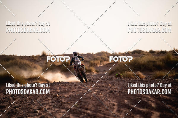 Buy your photos of the eventMerzouga 2019 on Fotop