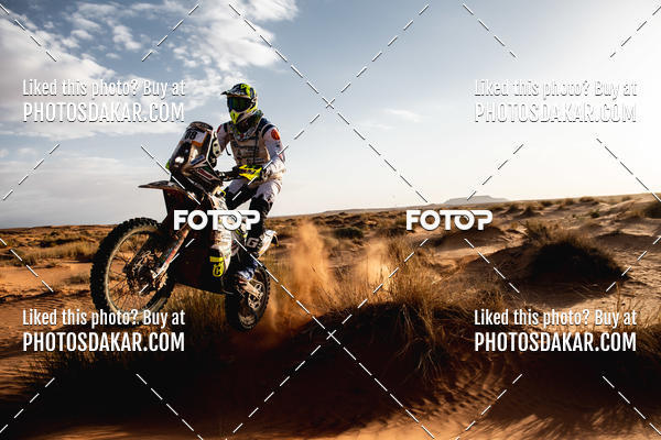 Buy your photos of the eventMerzouga 2019 on Fotop