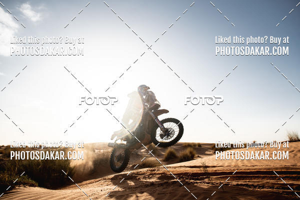Buy your photos of the eventMerzouga 2019 on Fotop