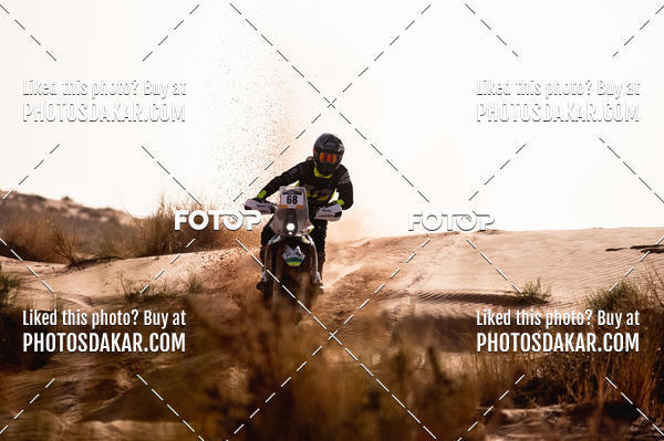Buy your photos of the eventMerzouga 2019 on Fotop