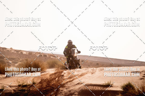 Buy your photos of the eventMerzouga 2019 on Fotop