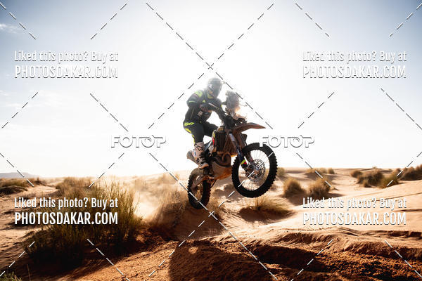 Buy your photos of the eventMerzouga 2019 on Fotop