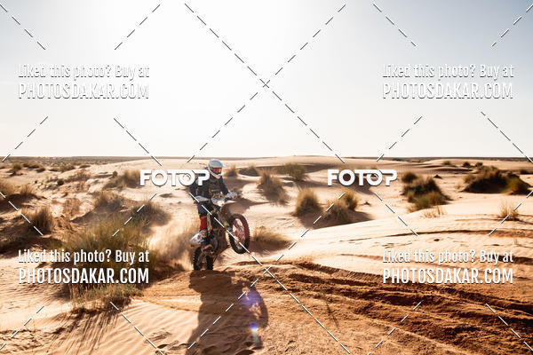 Buy your photos of the eventMerzouga 2019 on Fotop