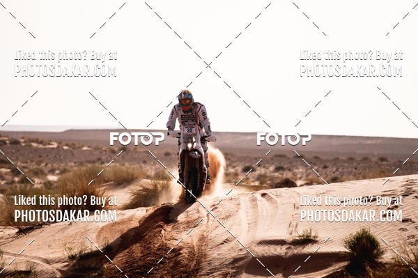 Buy your photos of the eventMerzouga 2019 on Fotop