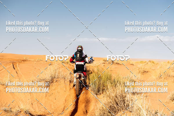 Buy your photos of the eventMerzouga 2019 on Fotop