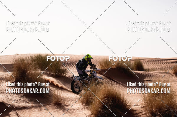 Buy your photos of the eventMerzouga 2019 on Fotop