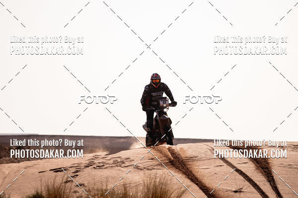 Buy your photos of the eventMerzouga 2019 on Fotop