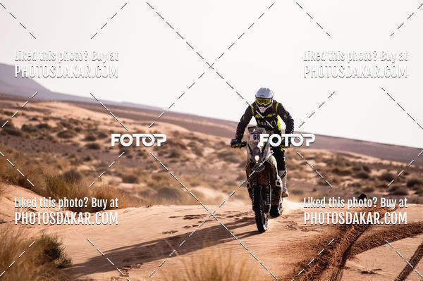 Buy your photos of the eventMerzouga 2019 on Fotop