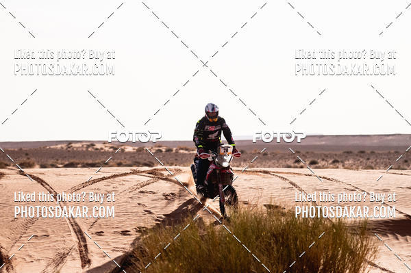 Buy your photos of the eventMerzouga 2019 on Fotop