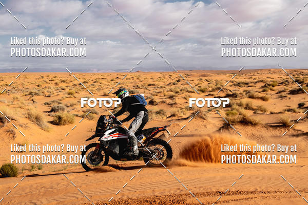Buy your photos of the eventMerzouga 2019 on Fotop