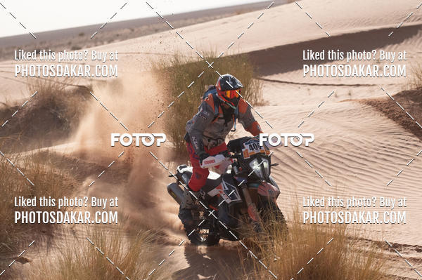 Buy your photos of the eventMerzouga 2019 on Fotop
