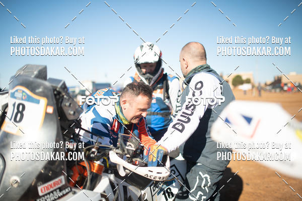 Buy your photos of the eventMerzouga 2019 on Fotop