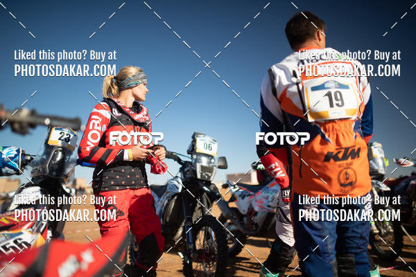 Buy your photos of the eventMerzouga 2019 on Fotop