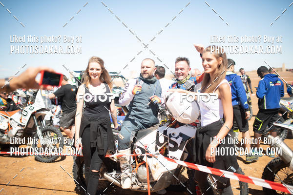 Buy your photos of the eventMerzouga 2019 on Fotop