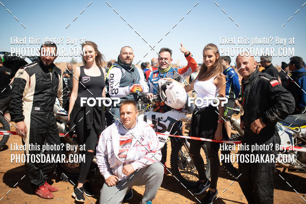 Buy your photos of the eventMerzouga 2019 on Fotop