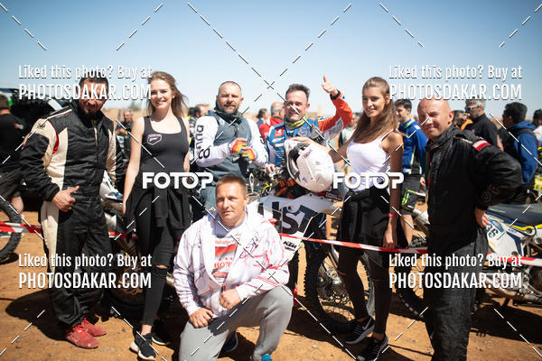 Buy your photos of the eventMerzouga 2019 on Fotop