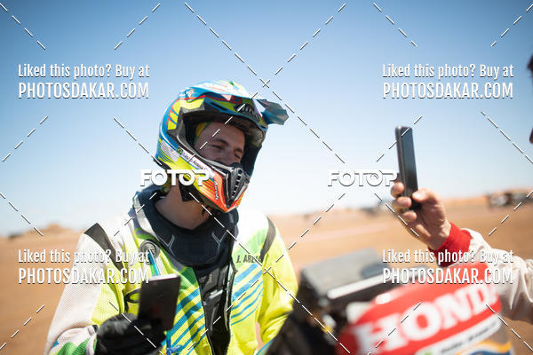 Buy your photos of the eventMerzouga 2019 on Fotop