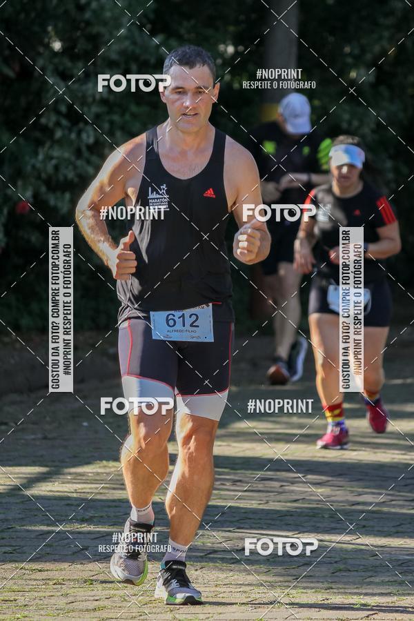 Buy your photos of the eventLight Run Avar on Fotop