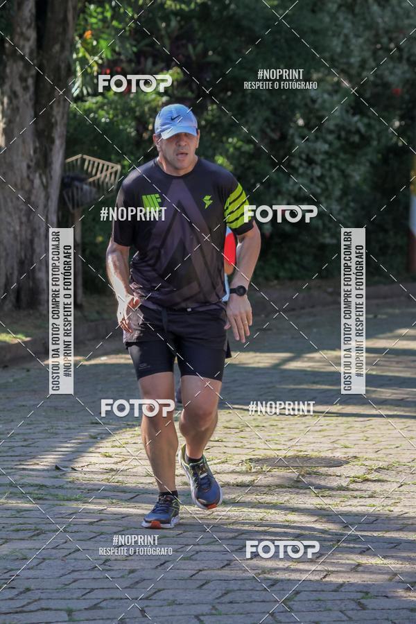 Buy your photos of the eventLight Run Avar on Fotop