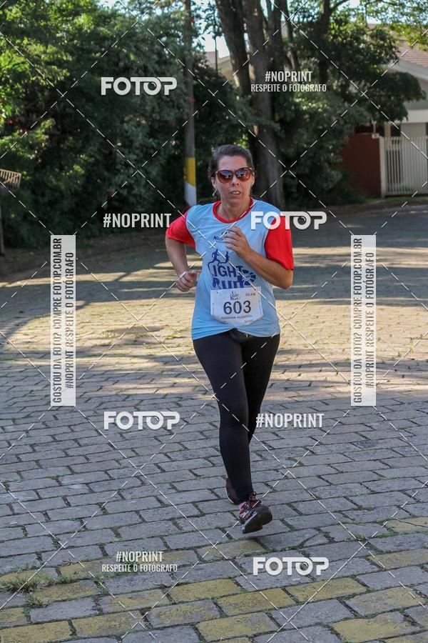 Buy your photos of the eventLight Run Avar on Fotop