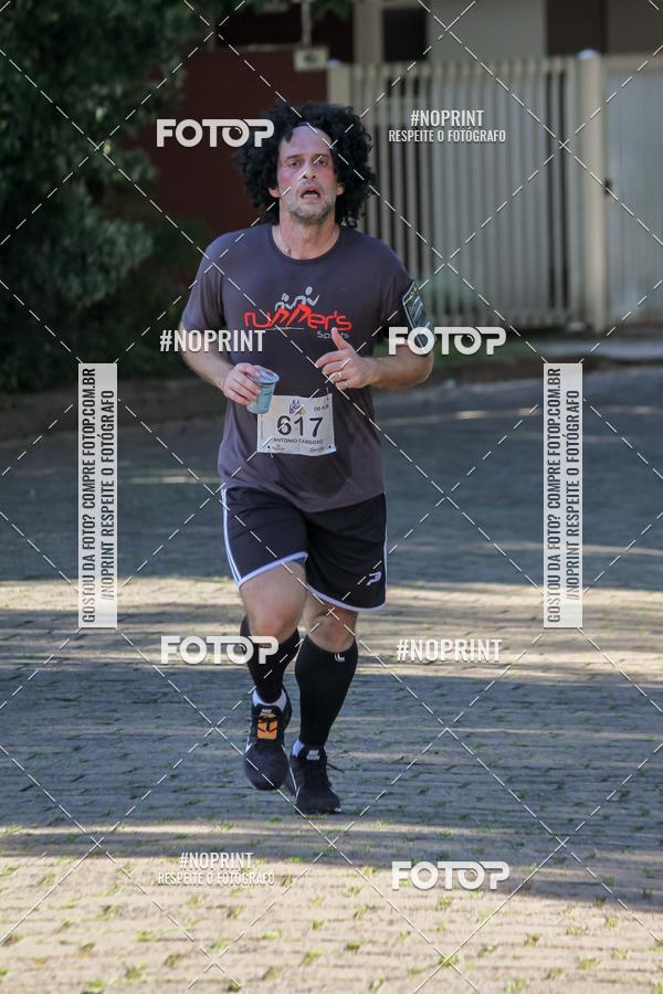 Buy your photos of the eventLight Run Avar on Fotop