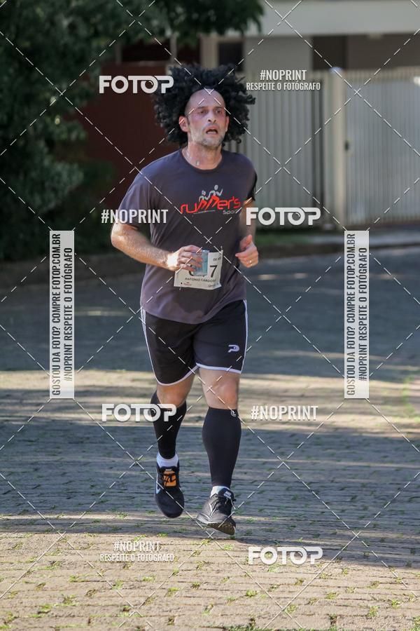 Buy your photos of the eventLight Run Avar on Fotop