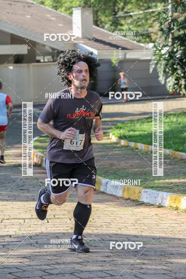 Buy your photos of the eventLight Run Avar on Fotop